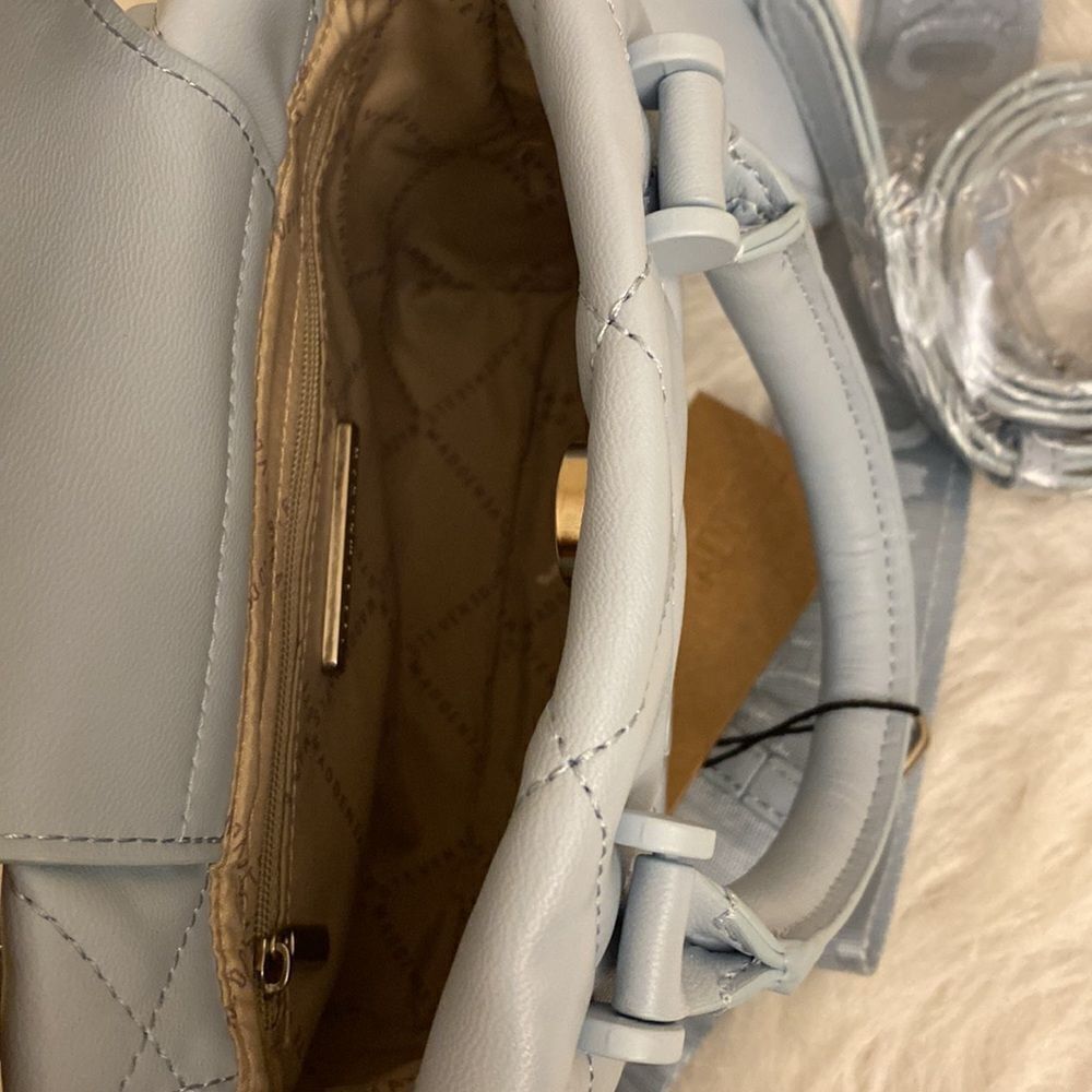 NWT Steve Madden (BBABI) Satchel Crossbody Bag w/Air Pod Case- *Limited Edition* - Picture 11 of 15